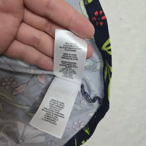 Jones New York Floral Sleeveless Top Womens Size Medium Button detail 0669 - Picture 4 of 8